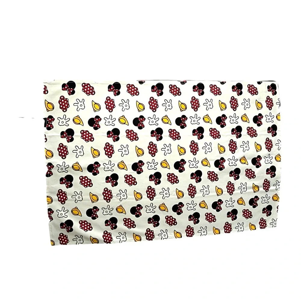 Walt Disney Parks Minnie Mouse ears kitchen towel Disney home